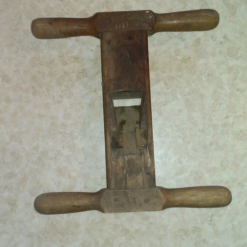 Antiker holzhobel mit 2 - holzhobel,