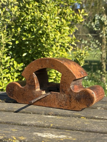 Antiker grund hobel aus holz - antiker,